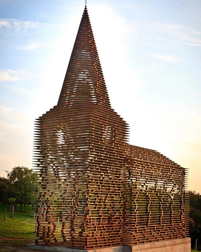 Young Belgian architects Pieterjan Gijs and Arnout van Vaerenbergh collaborated to create this see-through church in the Belgian region of Haspengouw.