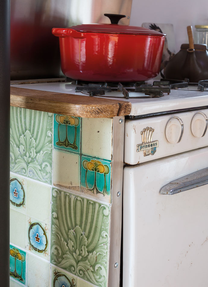 George Clarke's Amazing Spaces: Airstream