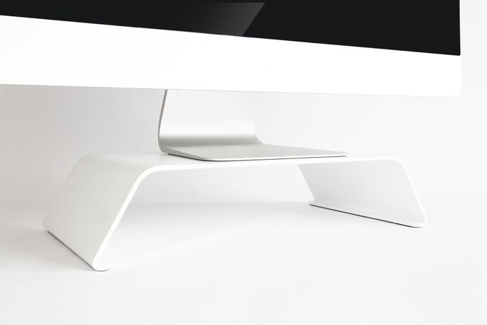 white-mac-stand-side-MAC_1149e79e-e486-4daf-902d-f60470e64626_1024x1024