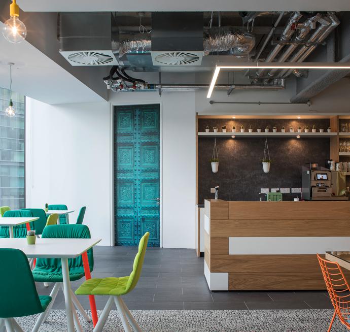 HostelWorld_Dublin_Viccarbe_004