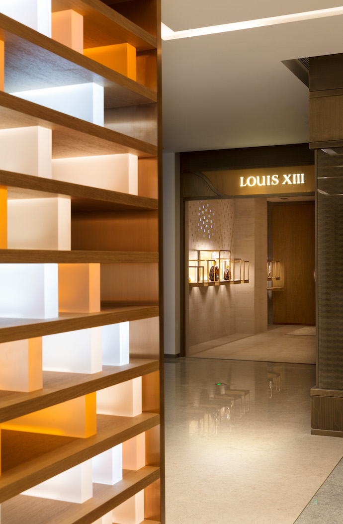 40_louisxiiiboutique