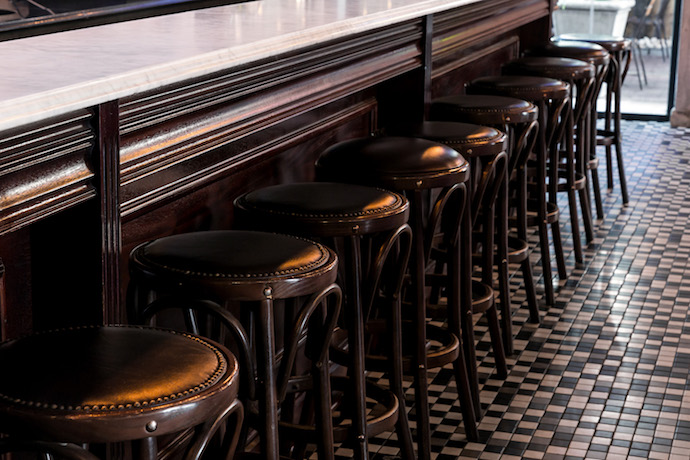 the-mess-interior-bar-hr-3