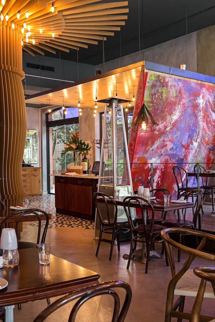 the-mess-interior-hr-5