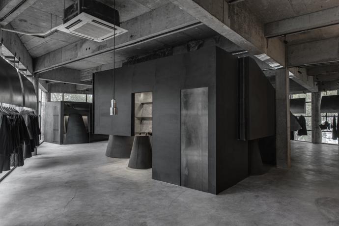 hangzhou_an_interior_design_coltd_black_cant_system_-_heike_fashion_brand_concept_store_0