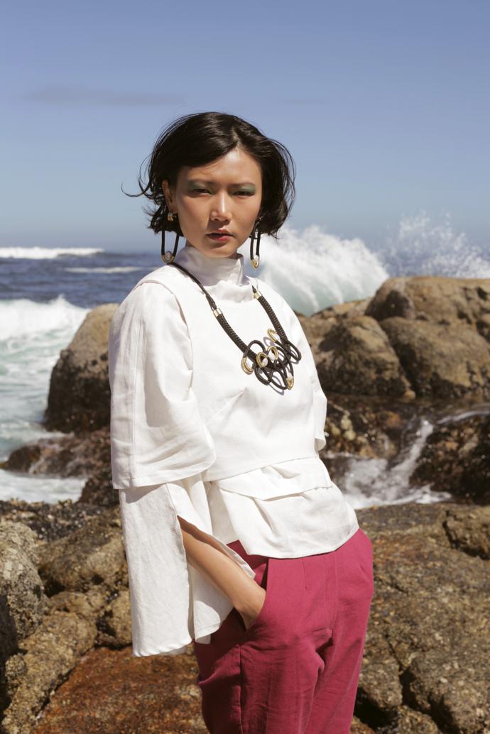 Ama neckpiece. Ama earrings