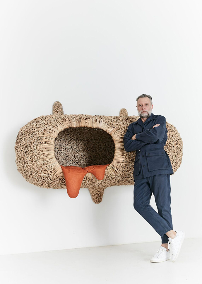 Mud Dauber Sleeping Pod. Image credit: Ricardo Simal.