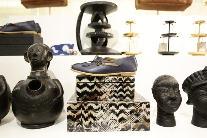 the light side now showing16