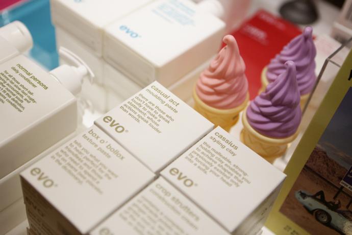 the light side now showing3