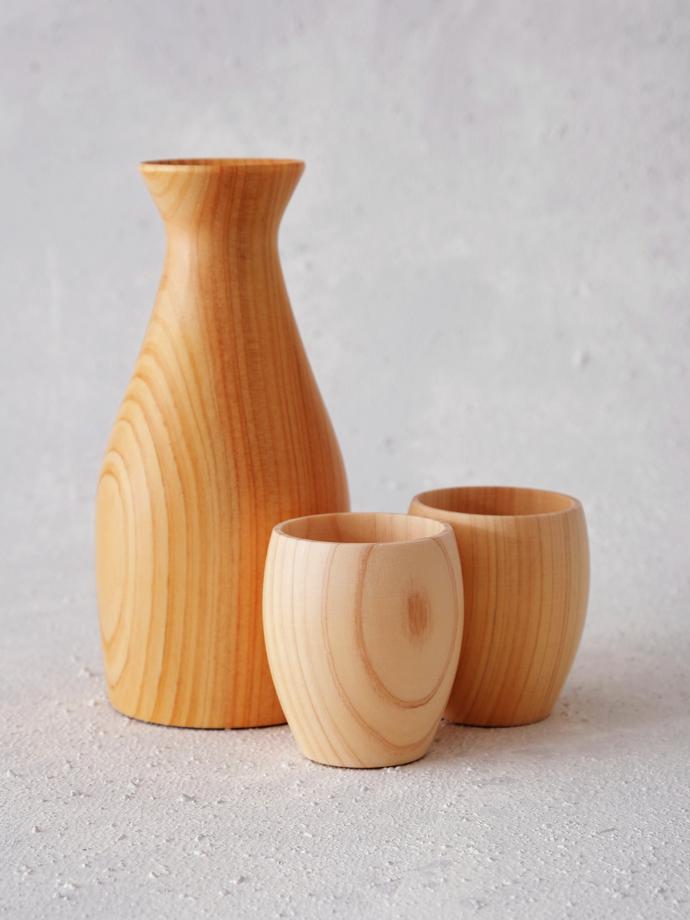 Hinoki Cedar Sake Set by Yamacoh, R980. Sake set of carafe and two cups, made from 100-year old Hinoki cedar wood, which adds a particular fragrance and aroma to sake.