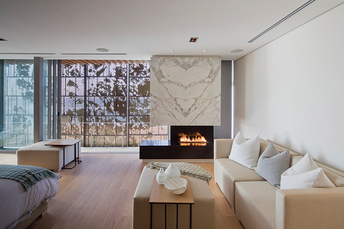 LaLucia_1b Int_110_Bed_002_HR_kb