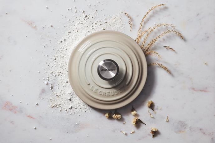 RS9164_Spring_2019_MeringueAbstractLid_1168