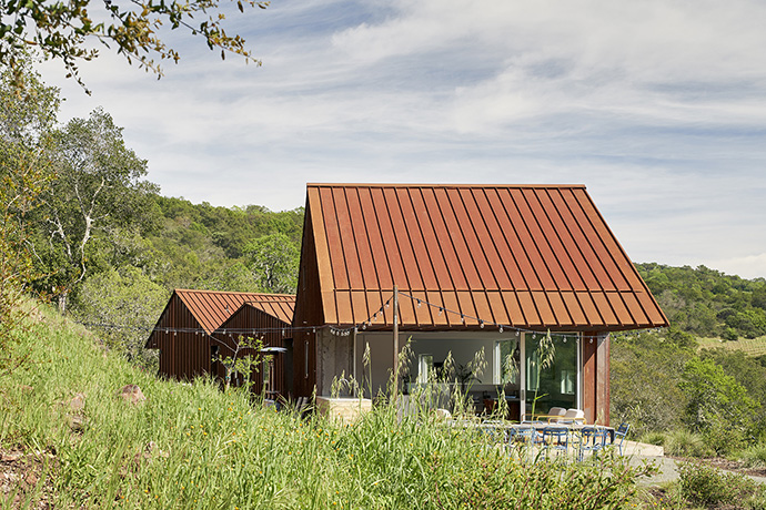 Mork-Ulnes Architects - Triple Barn - PH APR03 - photo by Bruce Damonte_LR 1600px