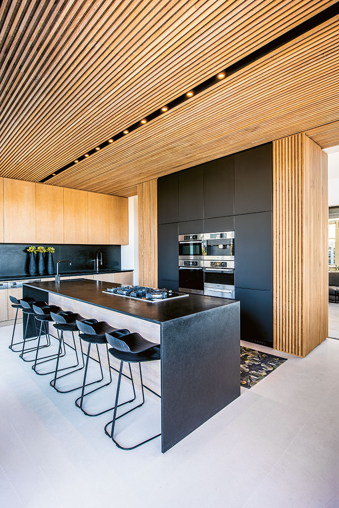 Considered design and an eye for detail have resulted in a sophisticated kitchen that’s laid-back enough to entertain guests.