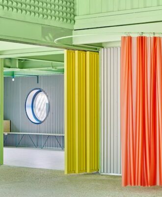 The Educan Training Centre for Dogs by Eeestudio