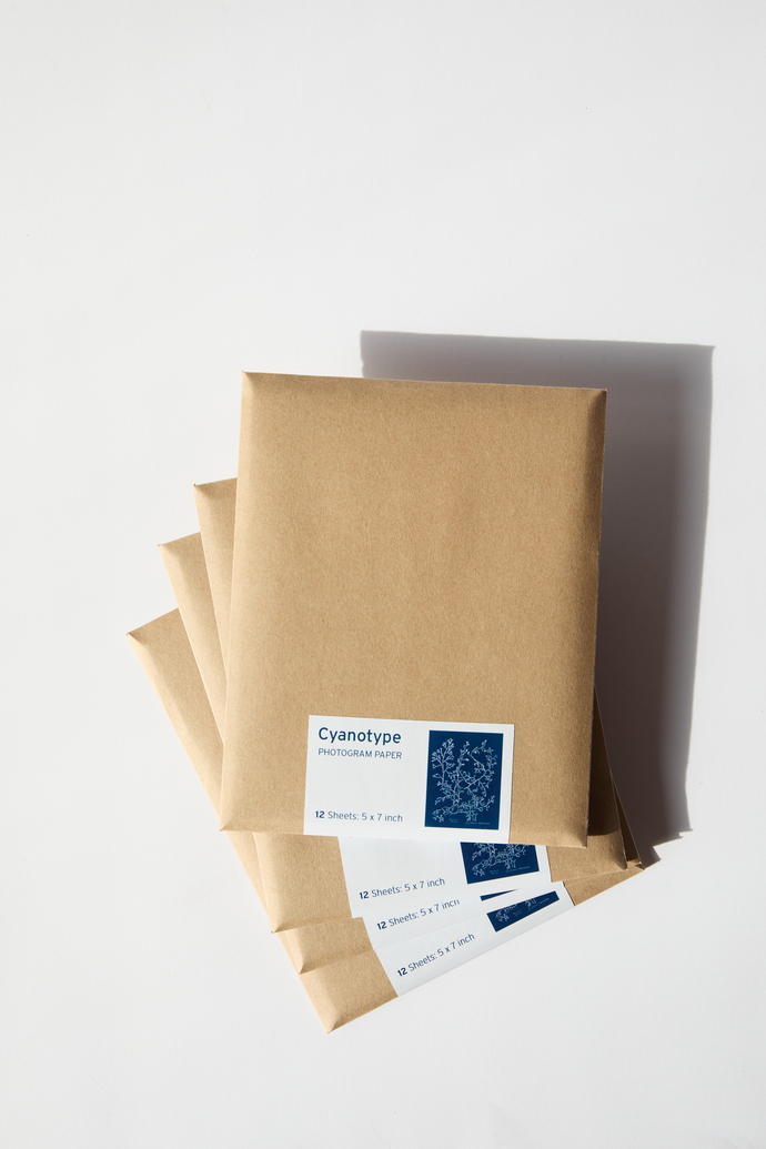 20220612Cyanotype_Packs_4935