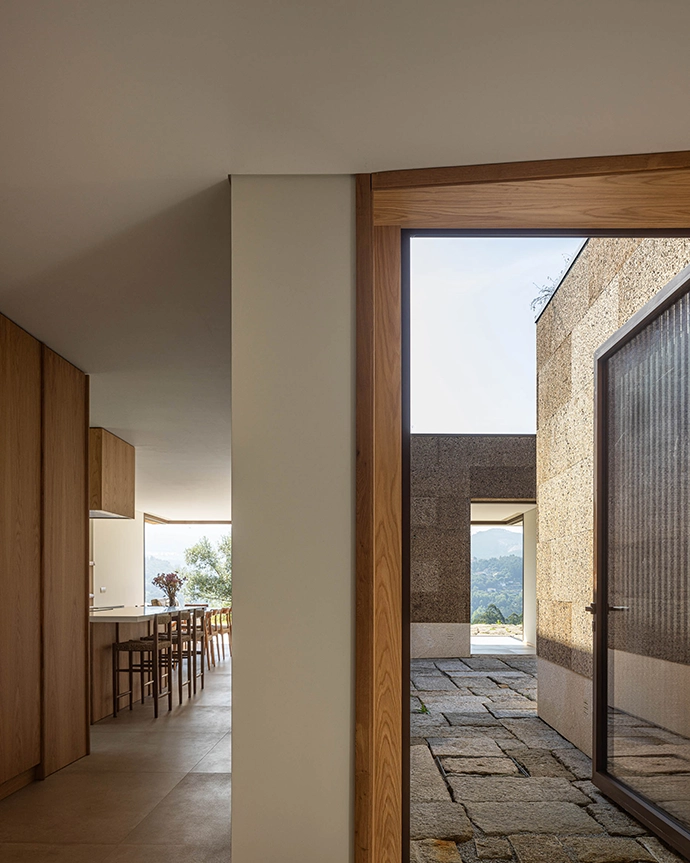 Casa da Levada by Tsou Arquitectos