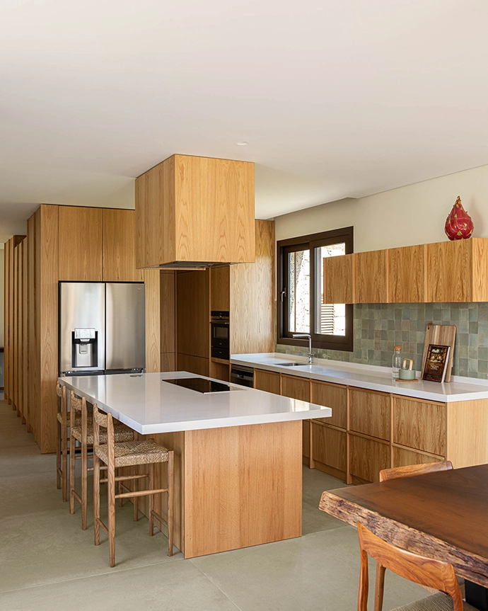 Casa da Levada by Tsou Arquitectos