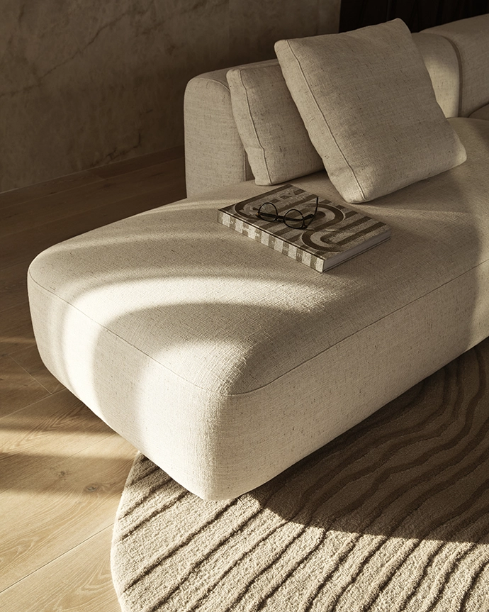 Atlas Apartment by Weylandtstudio