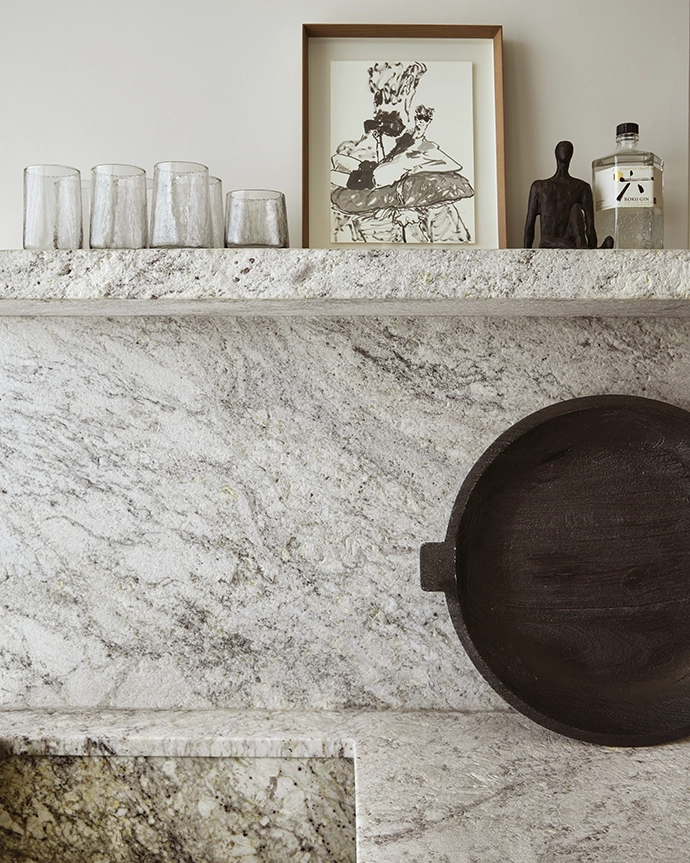 Atlas Apartment by Weylandtstudio