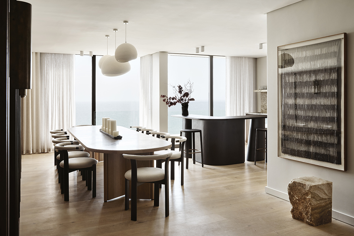 Atlas Penthouse: Coastal Minimalism by Weylandtstudio in Umdloti