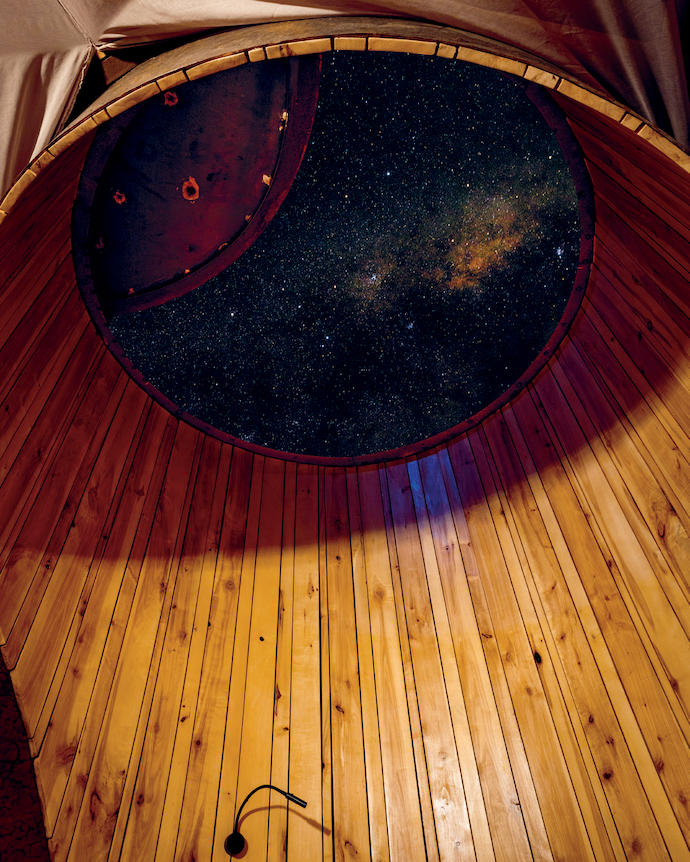 The metal roof above the bed in the main bedroom opens to the star-filled Karoo sky.