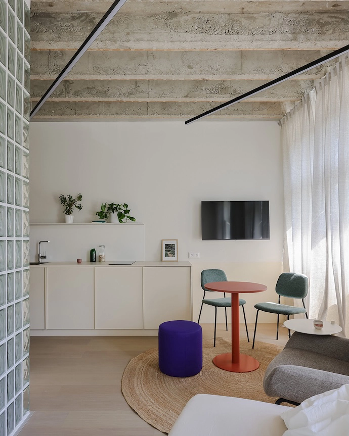 Modernist-Apartment-Block-Bratislava-15