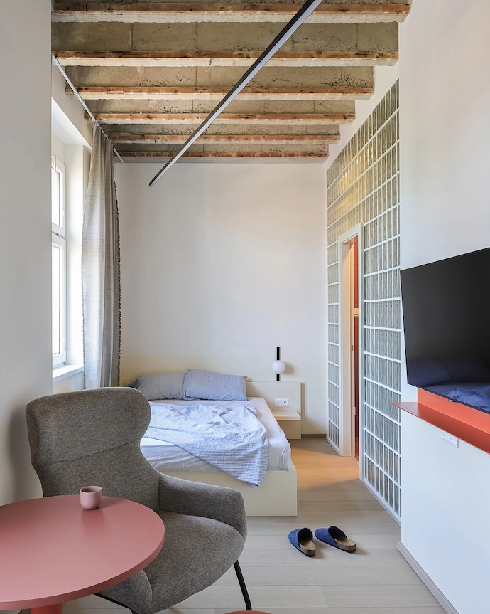 Modernist-Apartment-Block-Bratislava-5