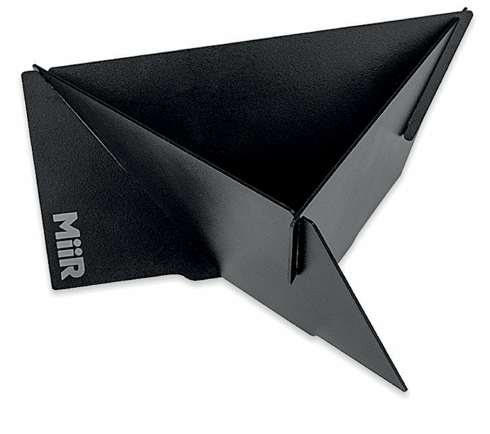 Meet the world’s most compact pour-over brewer: the MiiR Pourigami. This origami-inspired dripper folds flat to fit in your pocket, then assembles in seconds for the perfect cup on the go. Made from durable stainless steel and weighing just 113g, it’s built for travel, trails – and tiny kitchens. Big brew, zero bulk! 