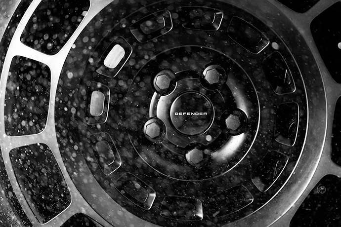 Land-Rover-Defender-OCTA-6