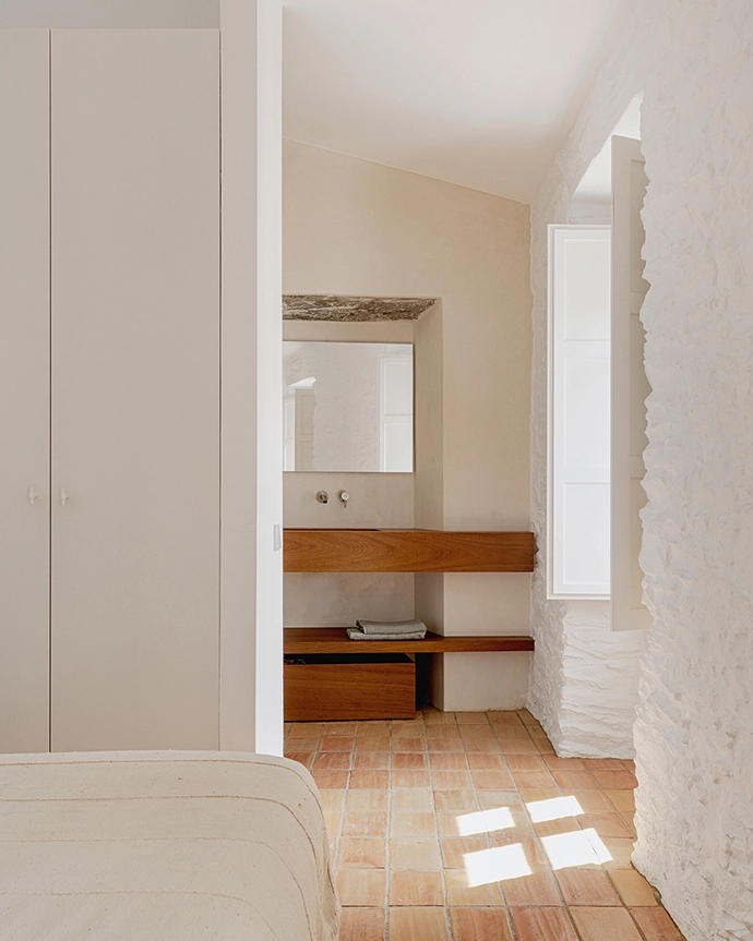 Fishermans-Cottage-in-Cadaqués-12