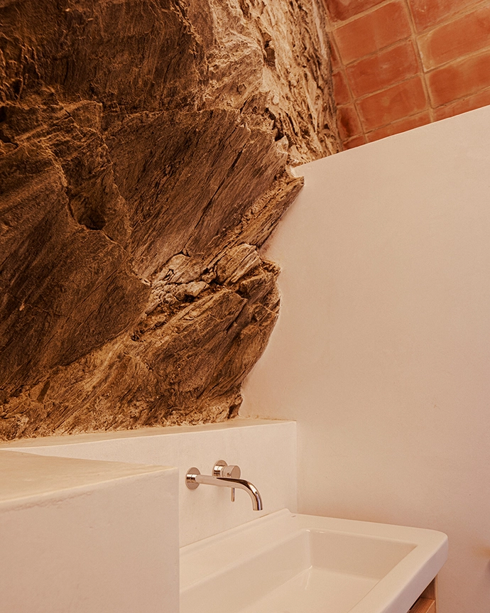 Fishermans-Cottage-in-Cadaqués-5