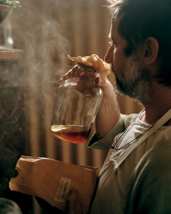 Florian’s culinary studies and background in systems biology are of value when fine-tuning fragrances