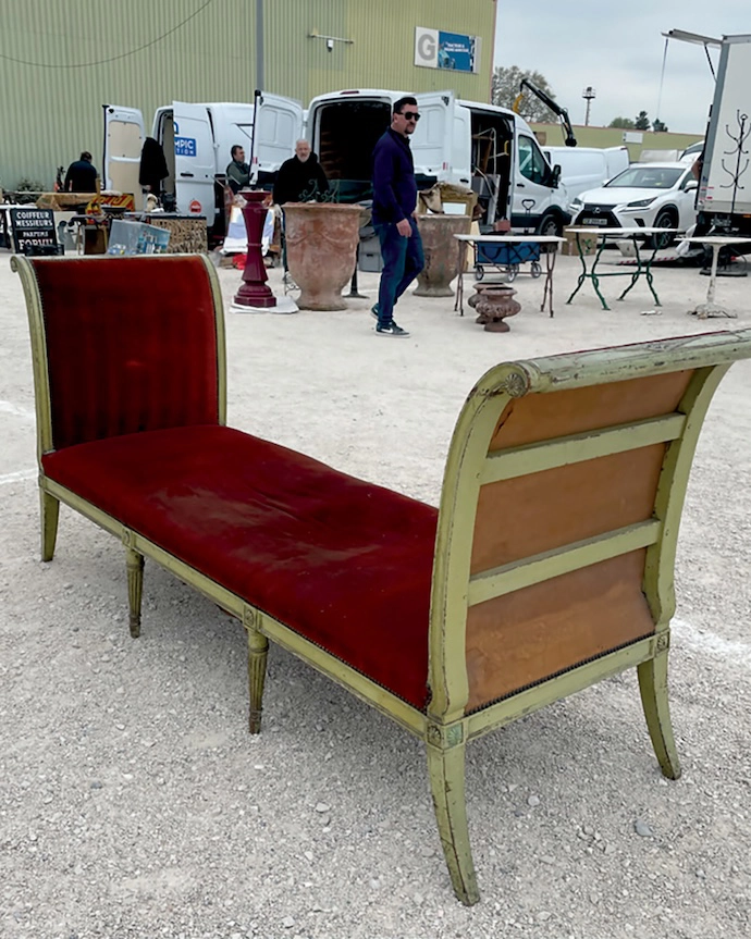 Daybed bought in Montpellier.