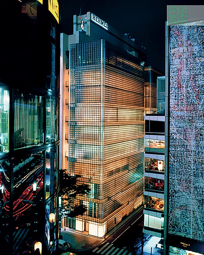 Maison Hermès in Ginza at night.