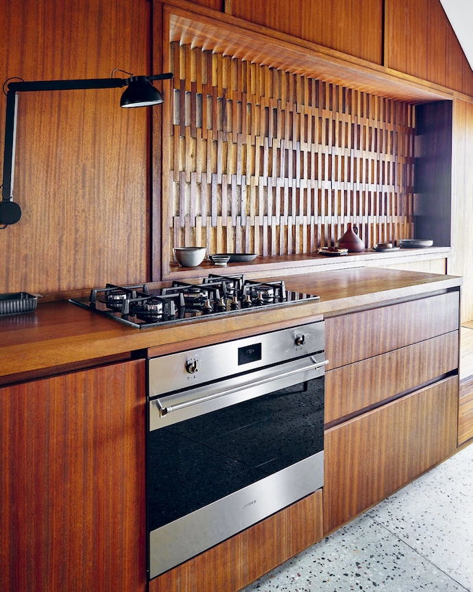 The electric oven and gas hob are by Smeg.