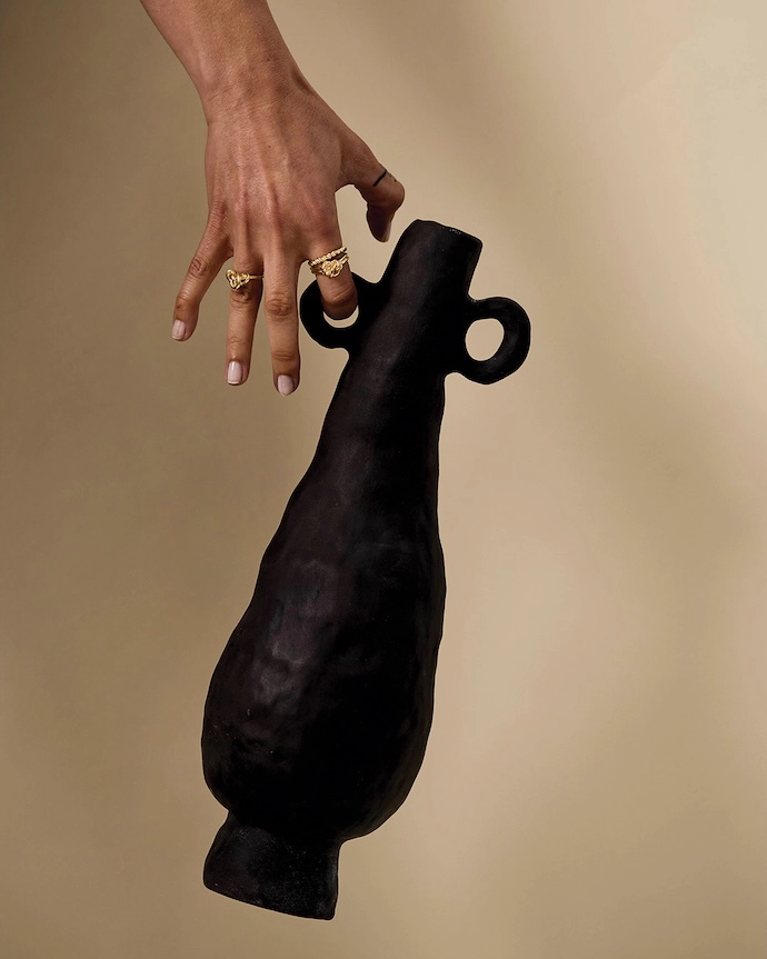 Black-Betty-Refresh-5