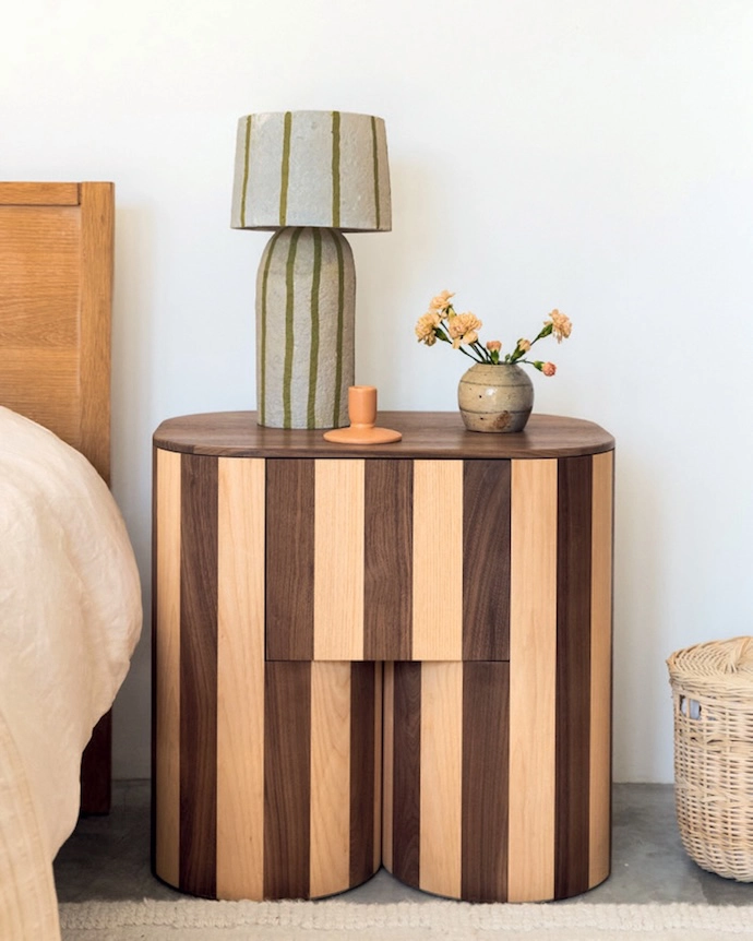 Bedside table in Walnut.