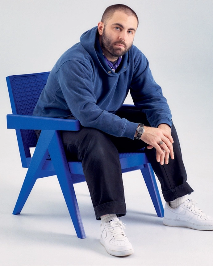 The finished product by by Benjamin Fainlight.