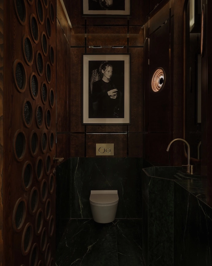 The-Room-by-Tristan-du-Plessis-1