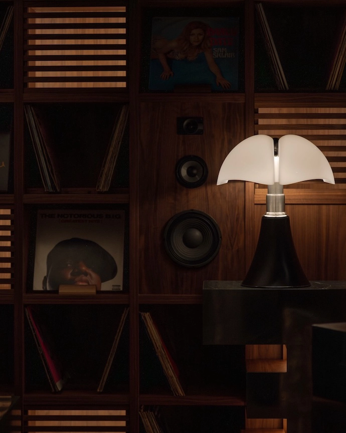 The-Room-by-Tristan-du-Plessis-13