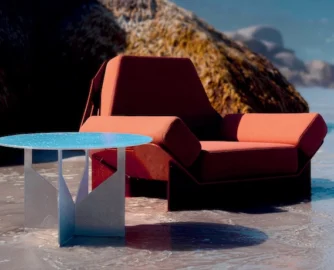 Locha Design Studio founder and head designer Tshidzo Mangena’s Akan Collection includes sculptural one-, two- and three-seater sofas on brushed stainless-steel bases, as well as a sidetable and coﬀee table in brushed stainless steel.