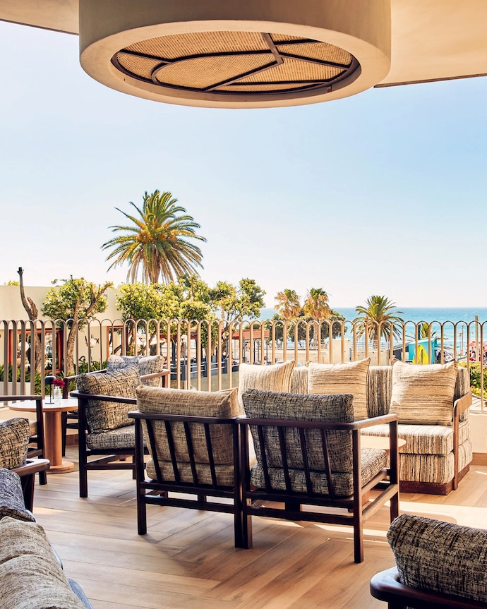 The balcony adjoining Script bar.