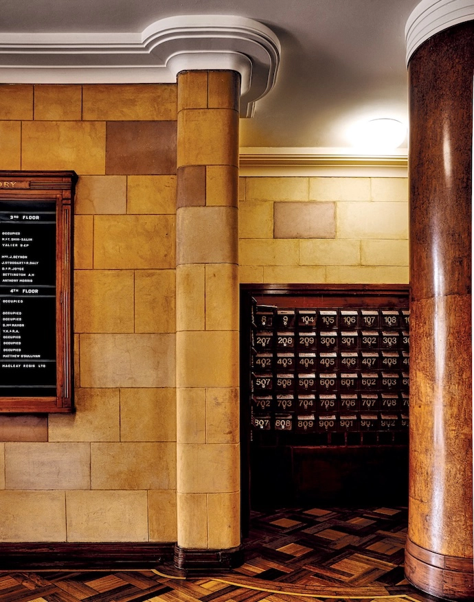 With its handsome Art Deco features, the Macleay Regis building in Potts Point remains redolent of the glamour that marked it as unique for Sydney upon its completion in 1939.