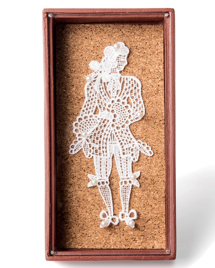 Geraldine’s Collecting The Colonials 1 brooch (2022) in cardboard, paint, cork, found object, silver and pearls.