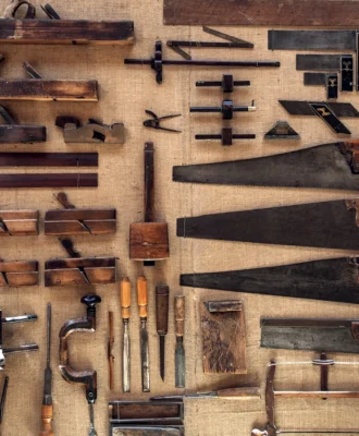 18th-century carpenter tools.