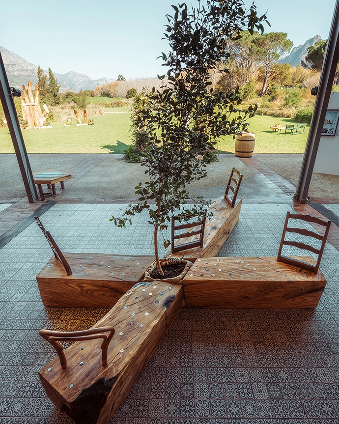 Intersection Bench