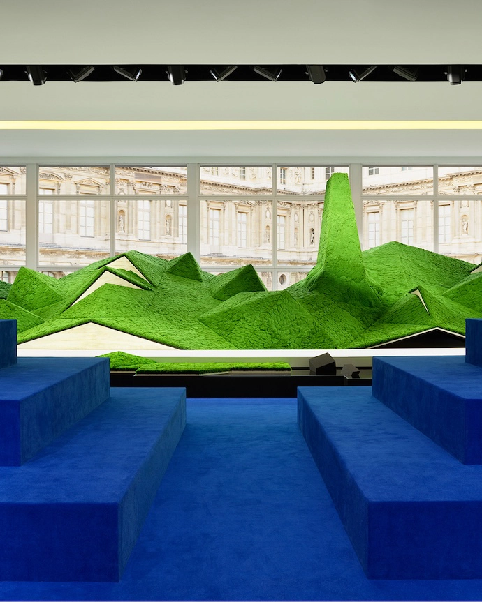 Models moved through set designer Jeremy Hindle’s futuristic ecosystem of abstract prisms and pyramids.