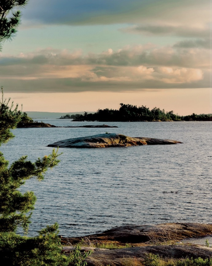 Pine Island in Canada is one of 30 000 islands in the world’s largest freshwater archipelago.