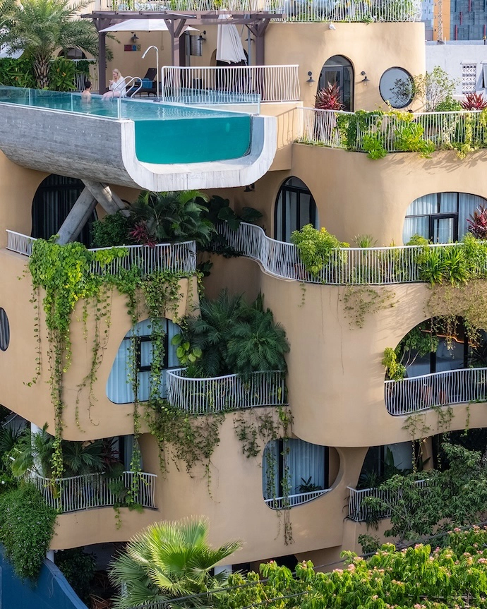 Saha Casa Boutique Hotel by Ho Khue Architects