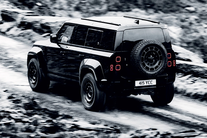 The Defender OCTA Black is the most powerful variant of Land Rover’s flagship SUV: it’s equipped with a BMW-sourced 4.4-litre twin-turbo V8, which produces 467kW and 750Nm.